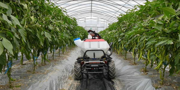 托普云農(nóng)“小托”機(jī)器人